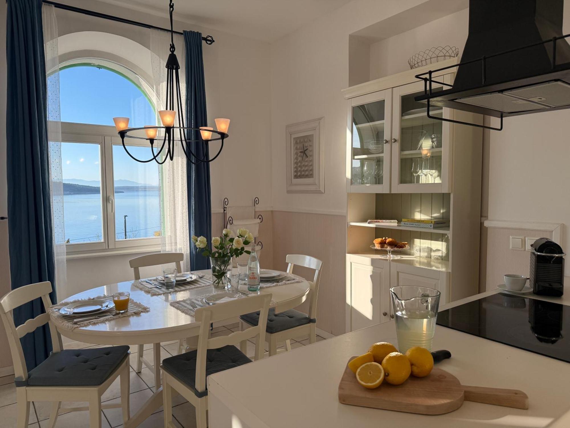 Pavi Apartments Vila Amalia ชิโล ภายนอก รูปภาพ