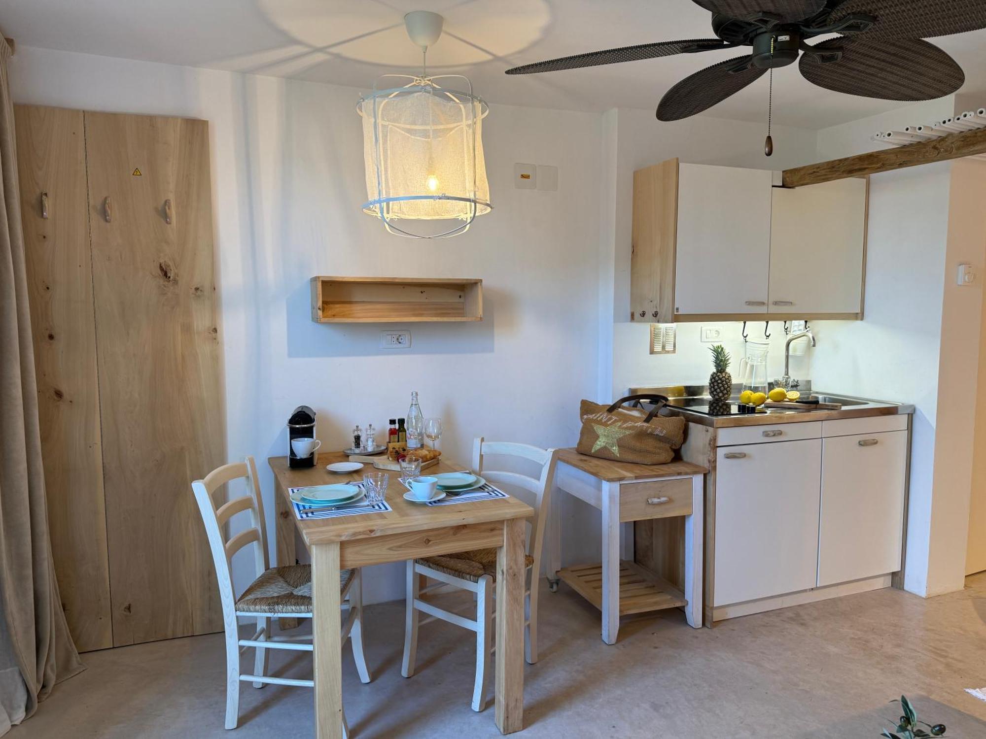 Pavi Apartments Vila Amalia ชิโล ภายนอก รูปภาพ